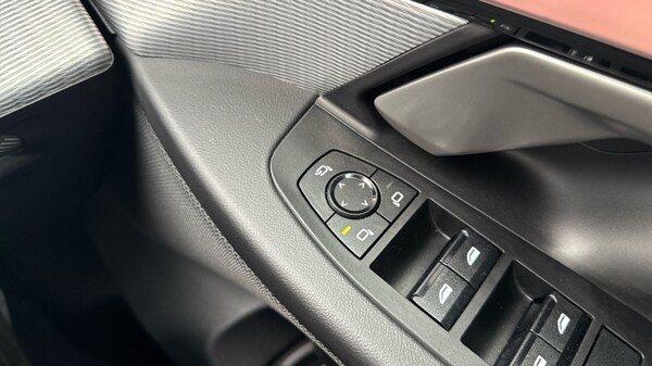 Used BMW 5 Series 2025 for sale - 76074333: Photo 32