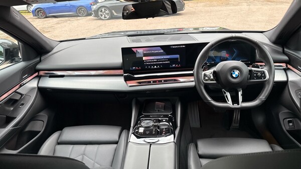 Used BMW 5 Series 2025 for sale - 76074333: Photo 4