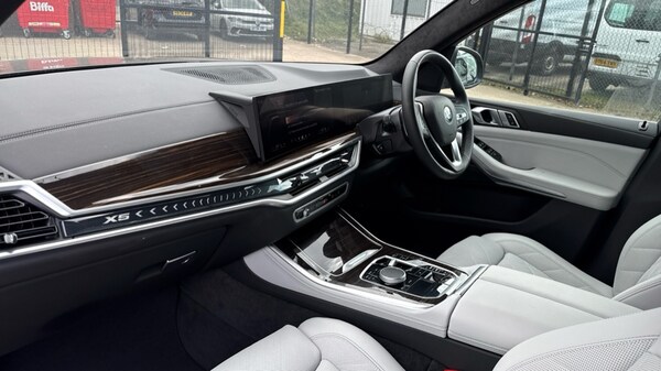 Used BMW X5 2025 for sale - 76062216: Photo 7