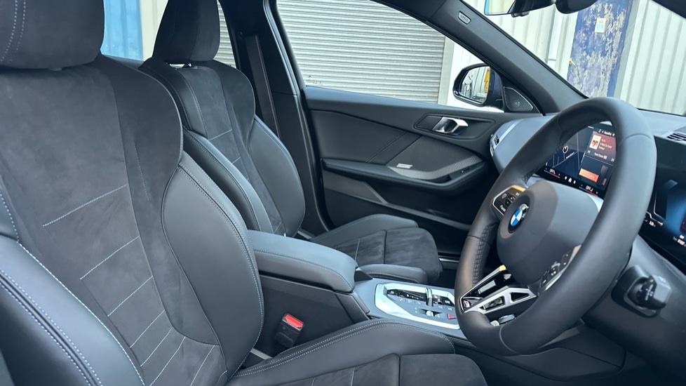 Used BMW 1 Series 2024 for sale - 76868769: Photo 11