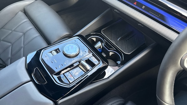 Used BMW 5 Series 2025 for sale - 76208870: Photo 10
