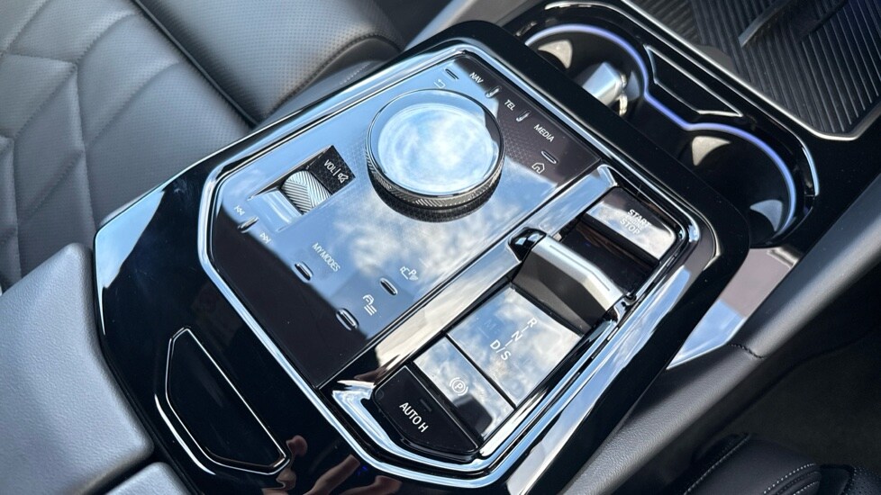 Used BMW 5 Series 2025 for sale - 76208870: Photo 19