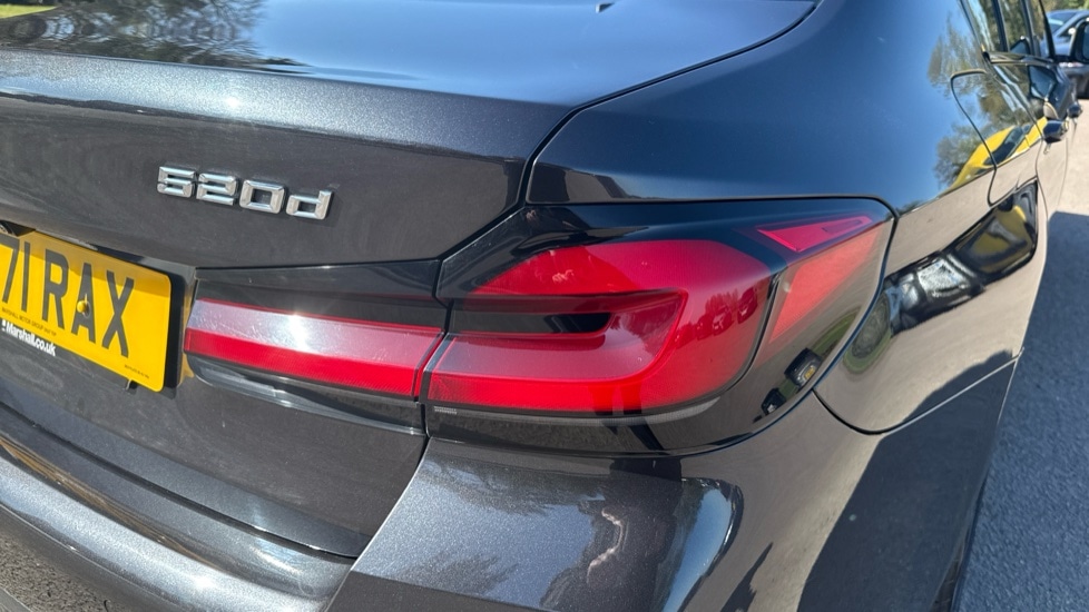 Used BMW 5 Series 2021 for sale - 76393577: Photo 28