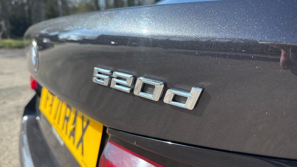 Used BMW 5 Series 2021 for sale - 76393577: Photo 32