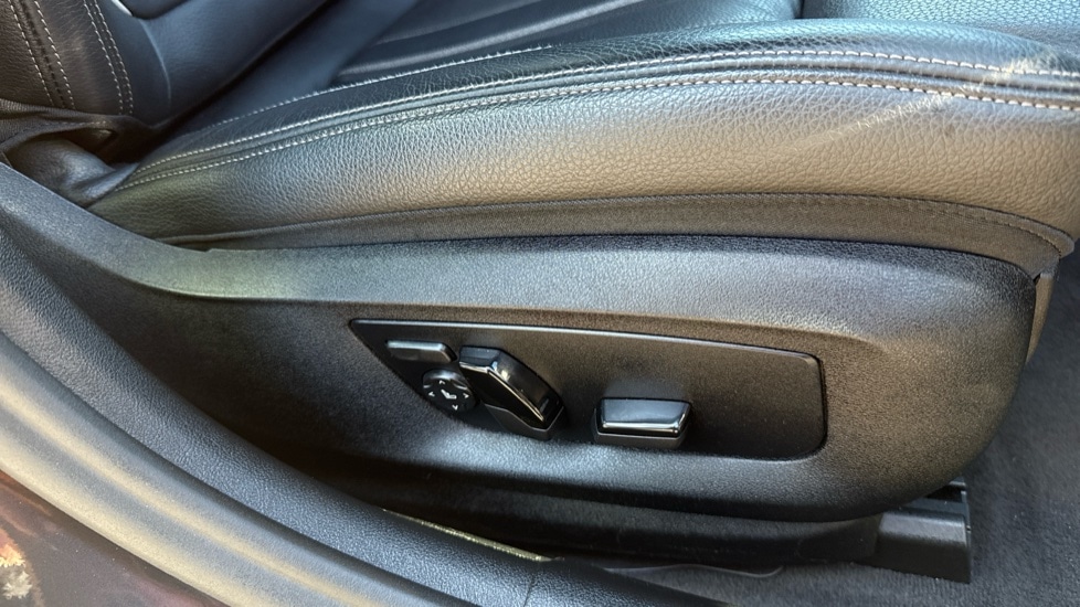 Used BMW 5 Series 2021 for sale - 76393577: Photo 37