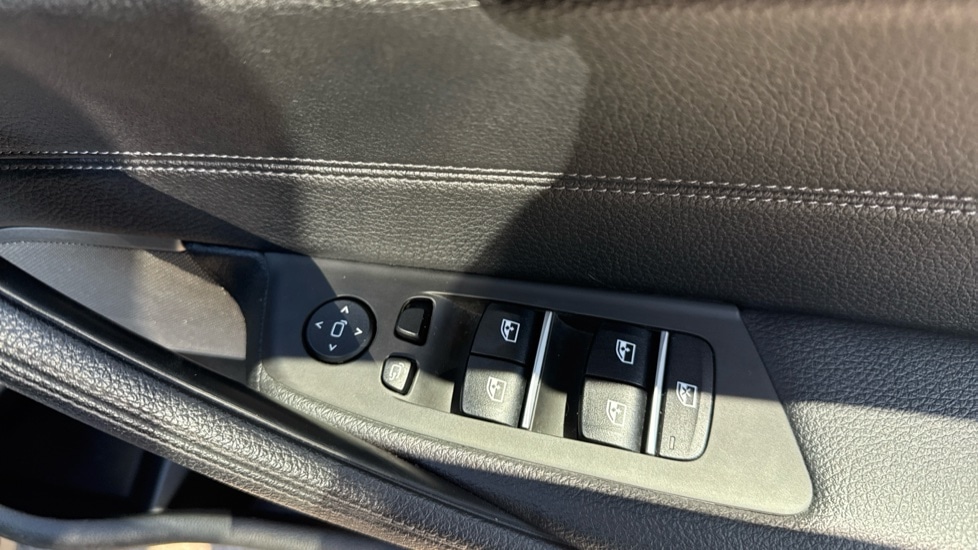 Used BMW 5 Series 2021 for sale - 76393577: Photo 39