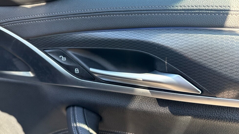 Used BMW 5 Series 2021 for sale - 76393577: Photo 40