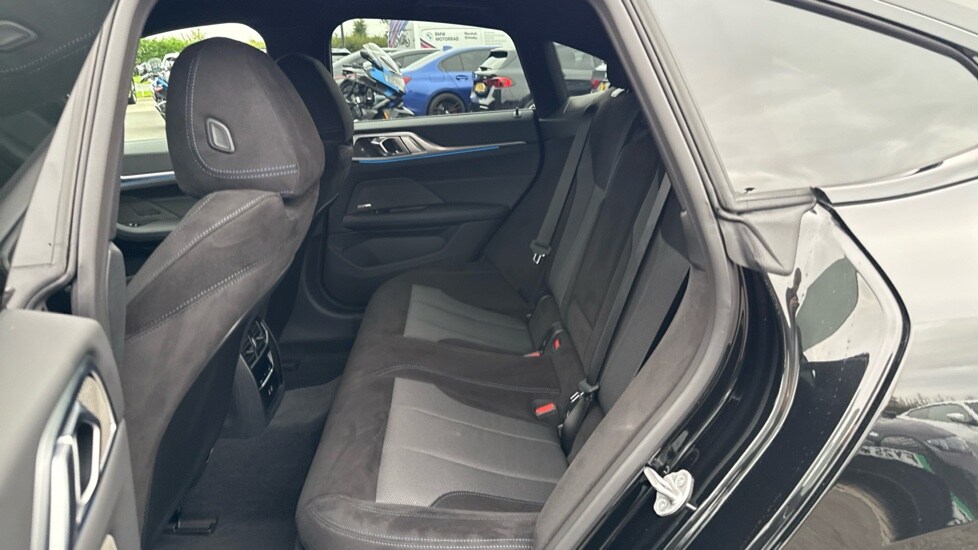 Used BMW i4 2025 for sale - 76265512: Photo 12