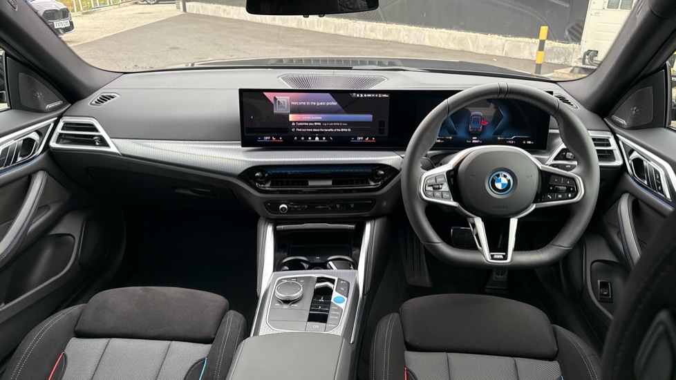Used BMW i4 2025 for sale - 76265512: Photo 4