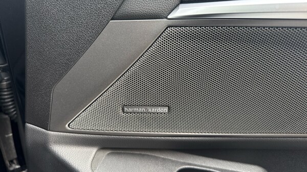 Used BMW 3 Series 2025 for sale - 76140289: Photo 32