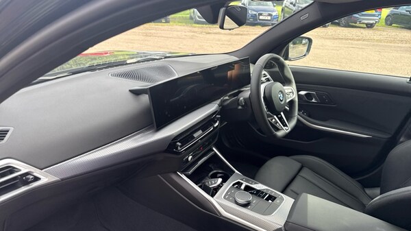 Used BMW 3 Series 2025 for sale - 76140289: Photo 7