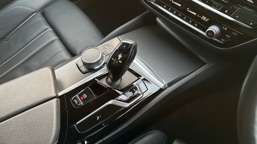 Used BMW 5 Series 2021 for sale - 76874212: Photo 10