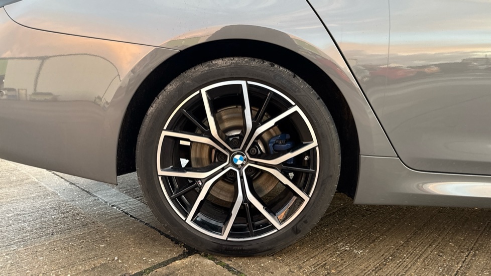 Used BMW 5 Series 2021 for sale - 76874212: Photo 27