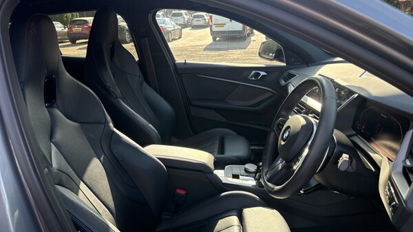 Used BMW 1 Series 2024 for sale - 76217318: Photo 11