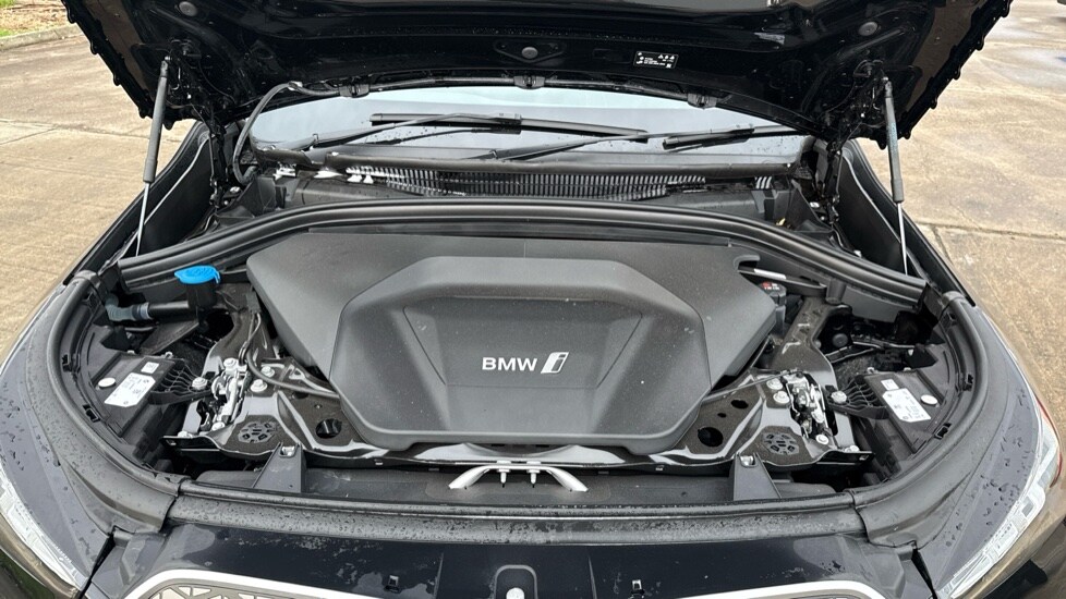 Used BMW iX1 2025 for sale - 76872927: Photo 21