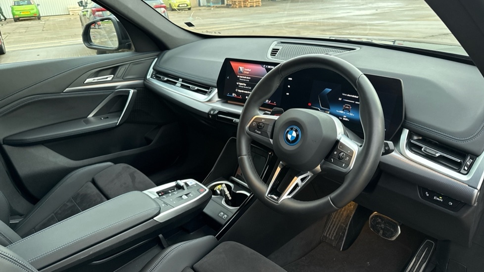 Used BMW iX1 2025 for sale - 76872927: Photo 6