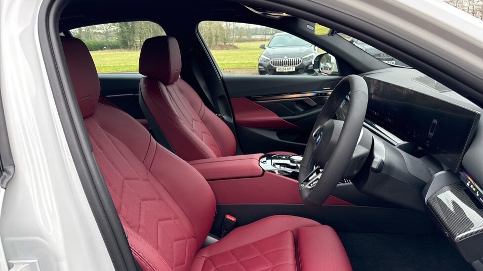 Used BMW i5 2025 for sale - 75984756: Photo 11