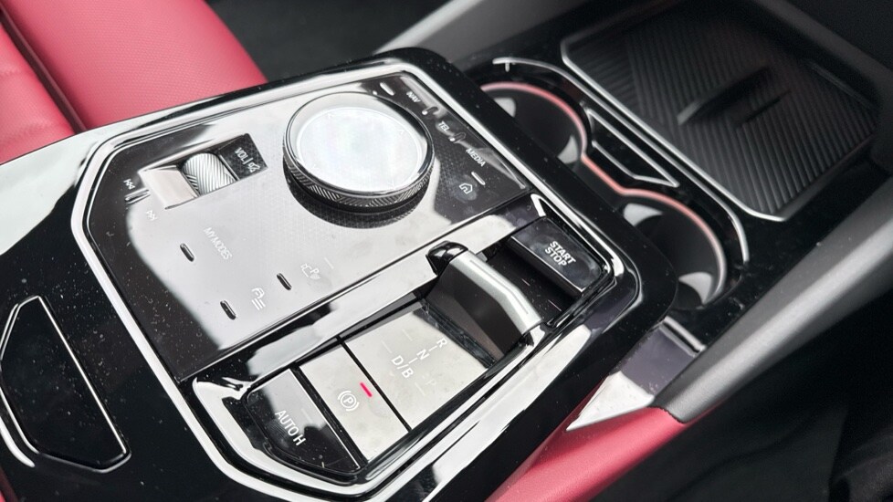 Used BMW i5 2025 for sale - 75984756: Photo 19