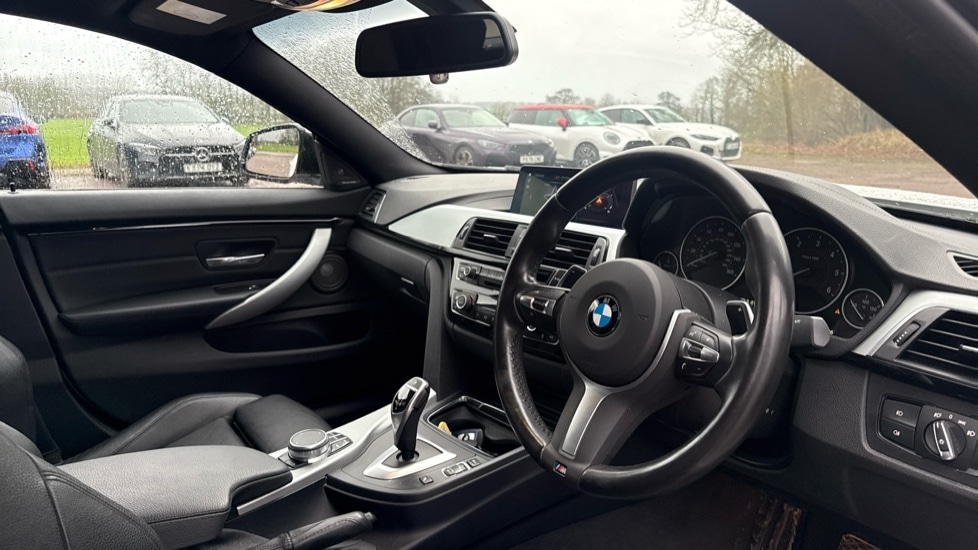 Used BMW 4 Series 2019 for sale - 76933100: Photo 6