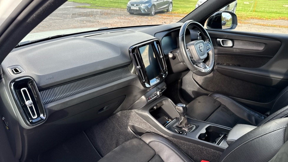 Used Volvo XC40 2019 for sale - 76390053: Photo 10