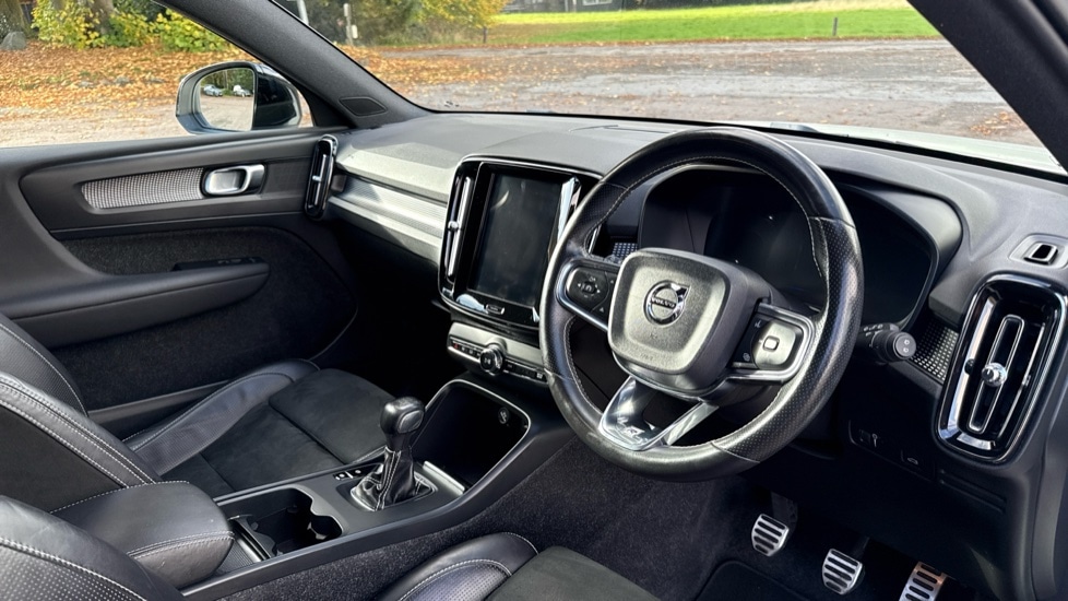 Used Volvo XC40 2019 for sale - 76390053: Photo 9