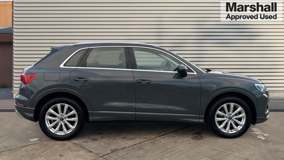 Used Audi Q3 2022 for sale - 76874943: Photo 2