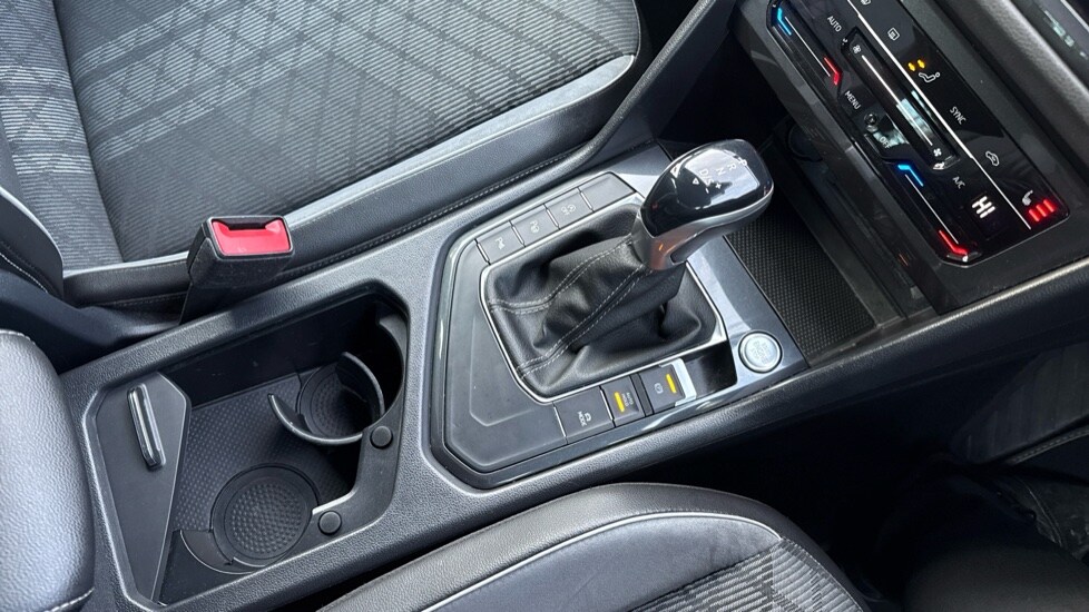 Used Volkswagen Tiguan 2022 for sale - 76872758: Photo 23