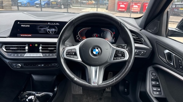 Used BMW 1 Series 2024 for sale - 76229198: Photo 5