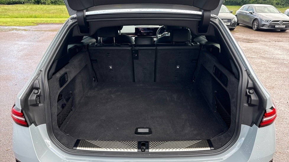 Used BMW i5 2025 for sale - 76868311: Photo 13