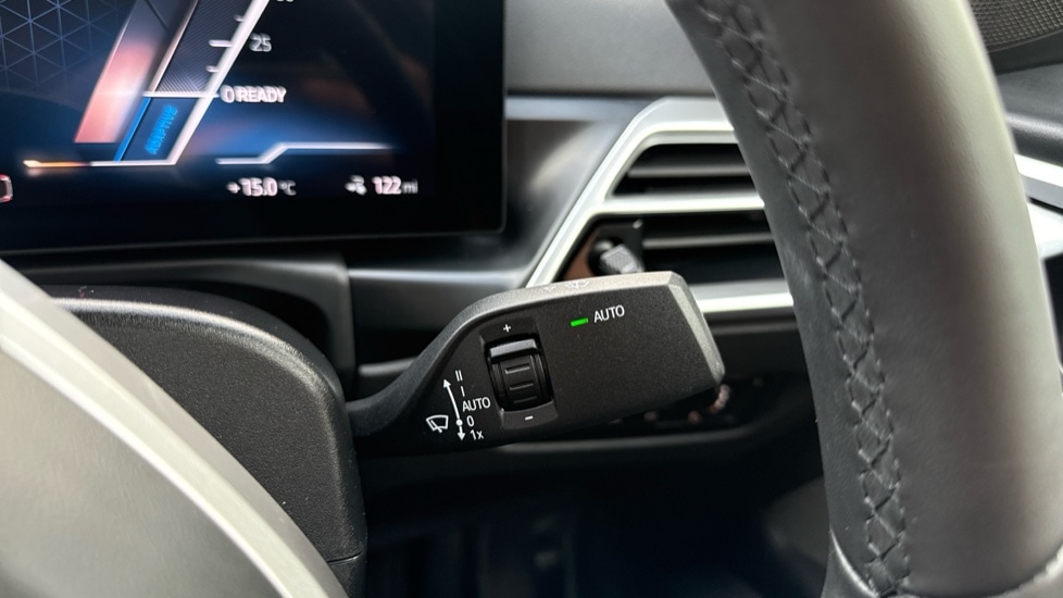 Used BMW i4 2025 for sale - 76871736: Photo 31