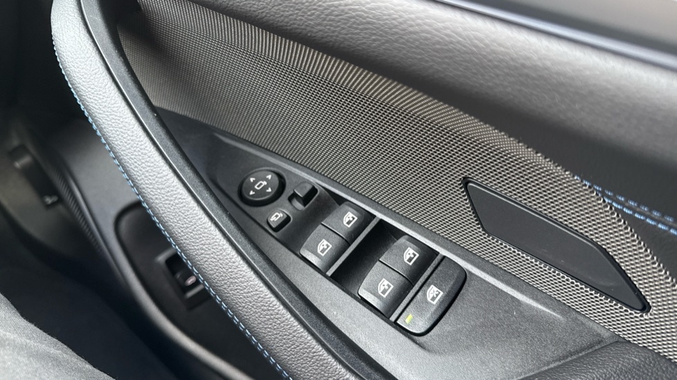 Used BMW i4 2025 for sale - 76871736: Photo 32