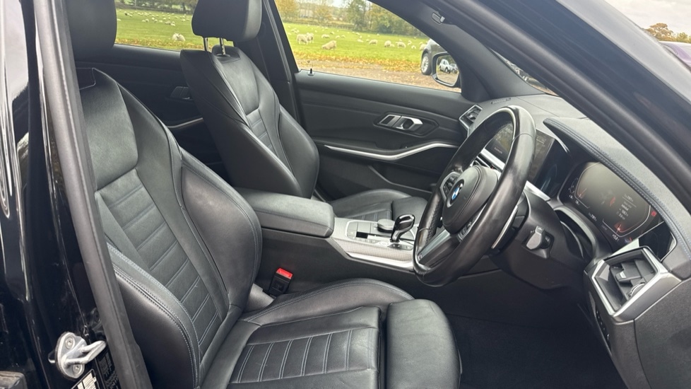 Used BMW 3 Series 2022 for sale - 76445068: Photo 11