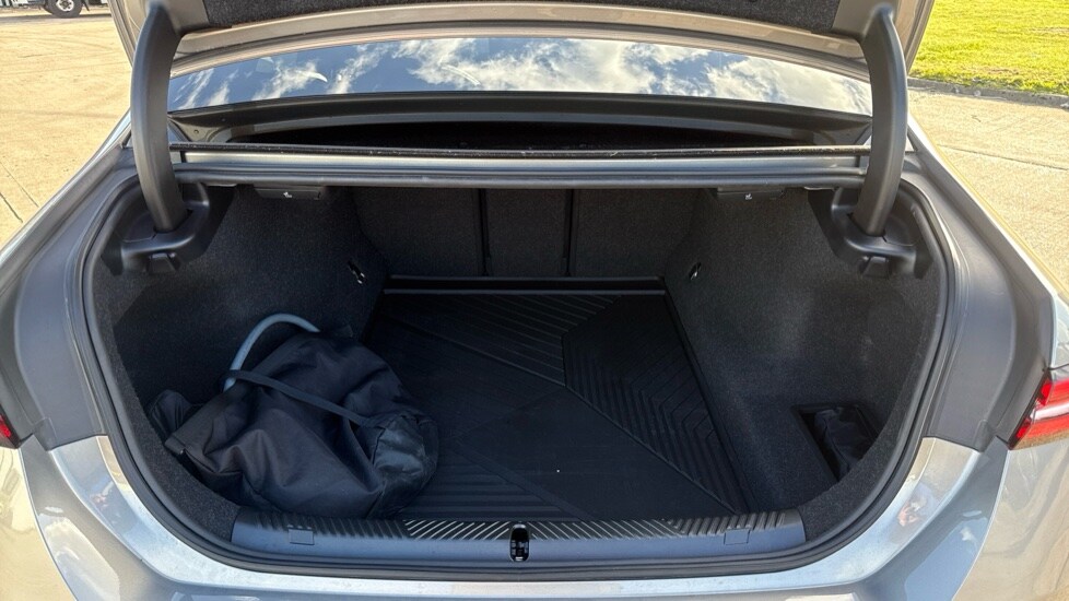 Used BMW 5 Series 2025 for sale - 76539820: Photo 13