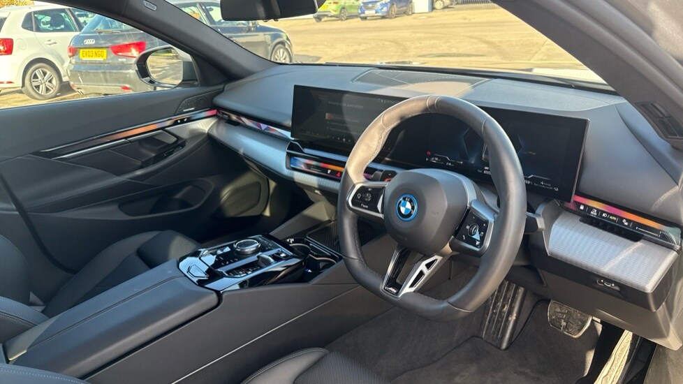 Used BMW 5 Series 2025 for sale - 76539820: Photo 6