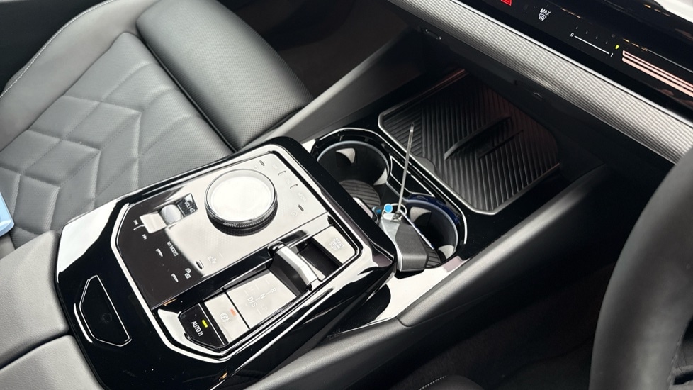Used BMW 5 Series 2025 for sale - 76289896: Photo 10