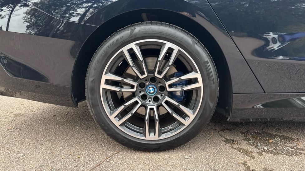 Used BMW 5 Series 2025 for sale - 76289896: Photo 27