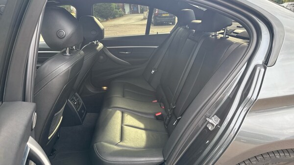 Used BMW 3 Series 2018 for sale - 76203938: Photo 12