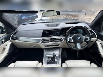 Used BMW X5 2021 for sale - 76112221: Photo