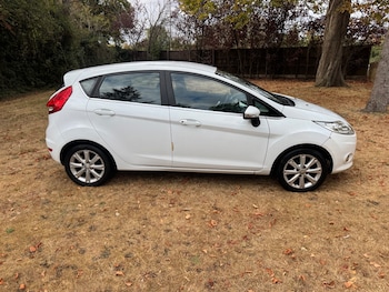 Used Ford Fiesta 2009 for sale - 79552330: Photo