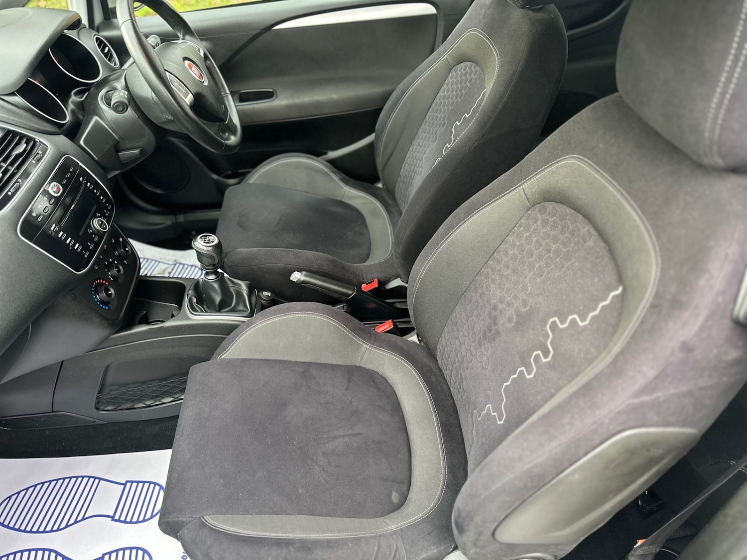 Used Fiat Punto 2013 for sale - 77342920: Photo 30