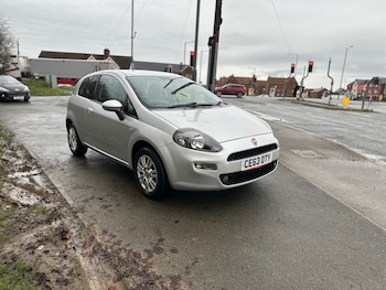 Used Fiat Punto 2013 for sale - 77342920: Photo