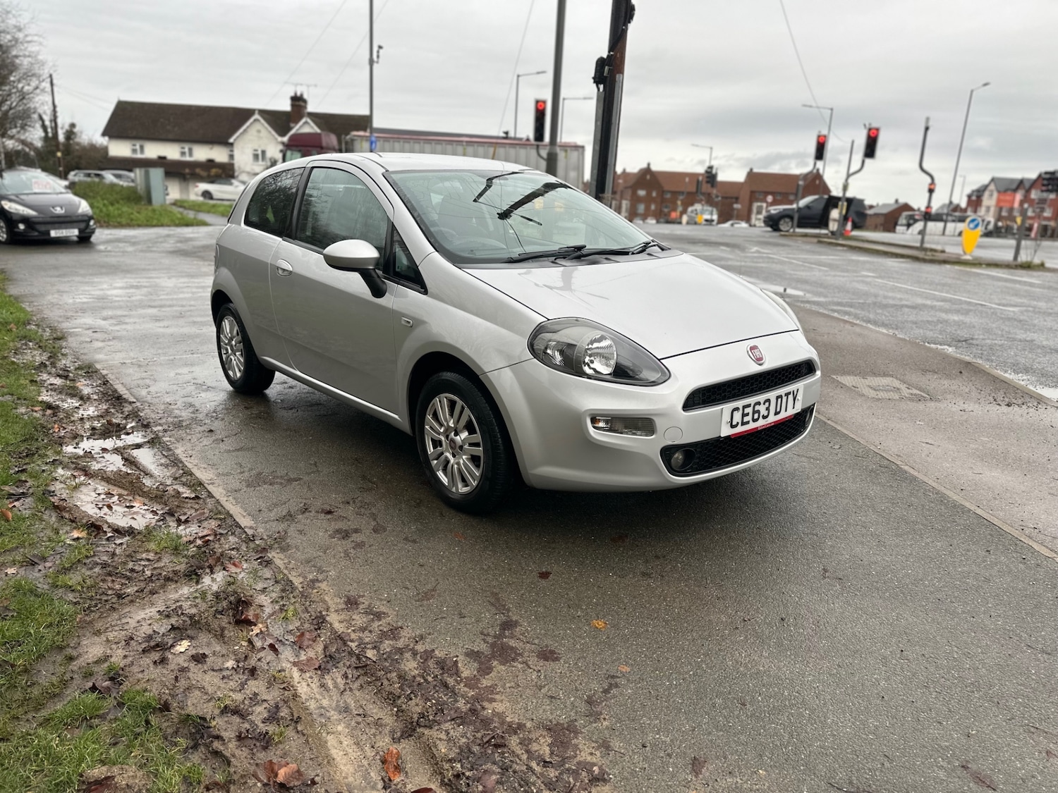 Used Fiat Punto 2013 for sale - 77342920: Photo 6
