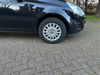 Used Vauxhall Corsa 2011 for sale - 78257987: Photo