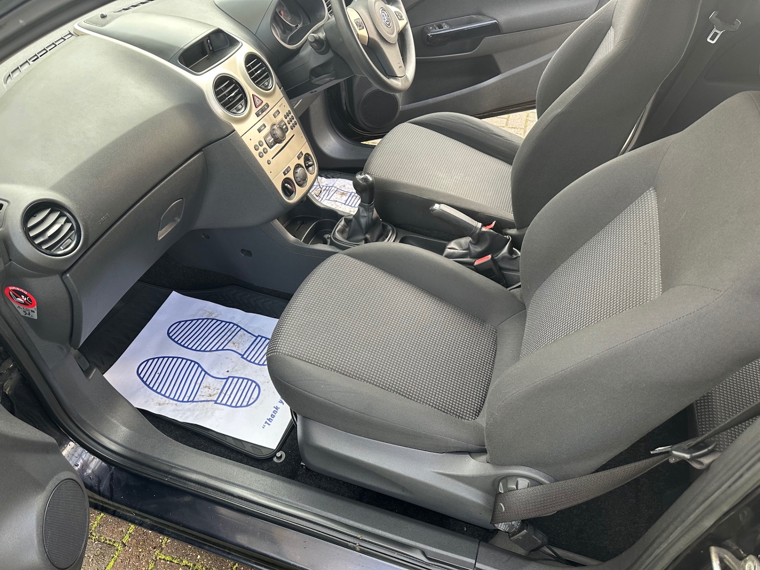 Used Vauxhall Corsa 2009 for sale - 77490420: Photo 24