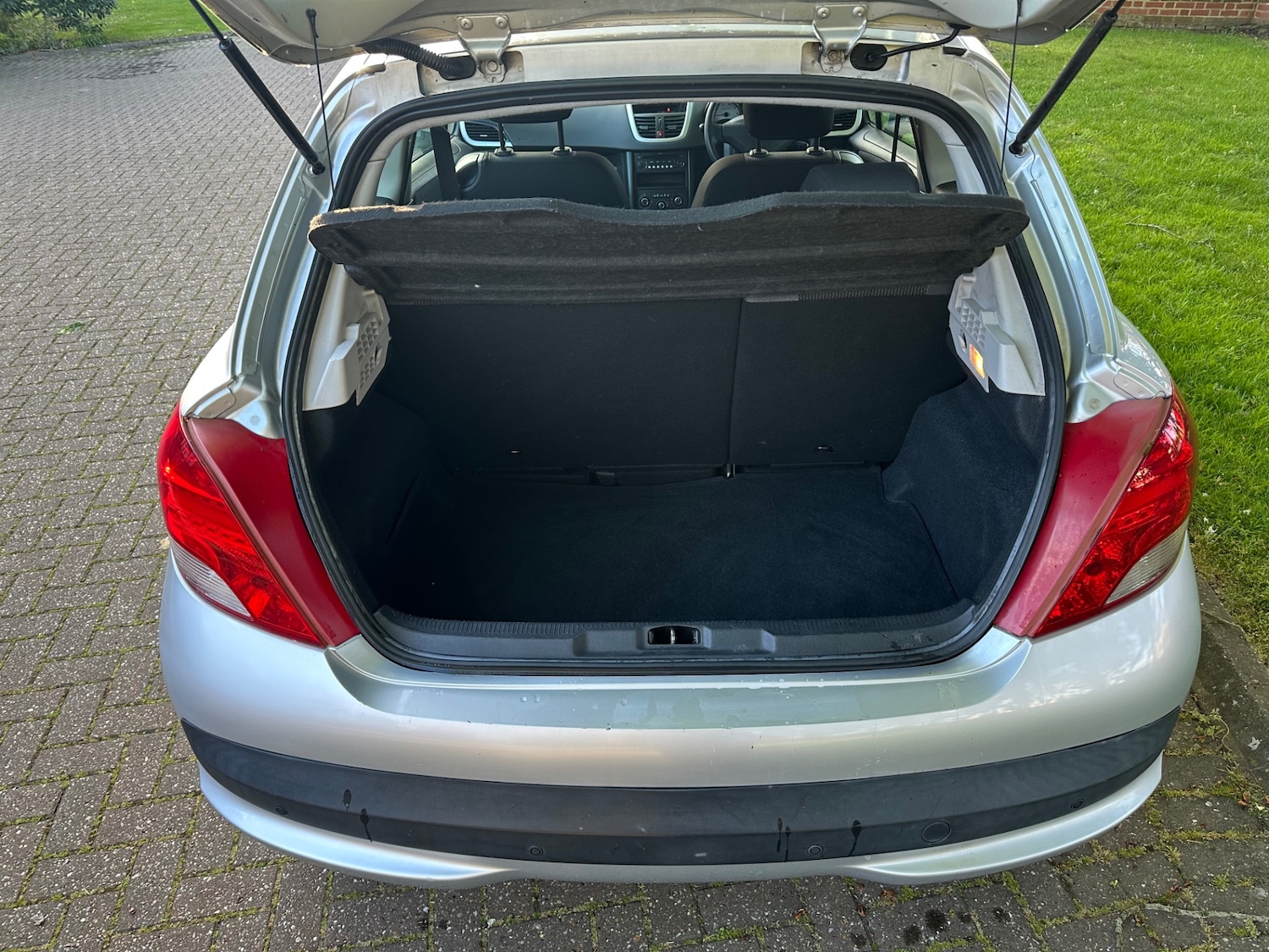 Used Peugeot 207 2009 for sale - 78213448: Photo 18