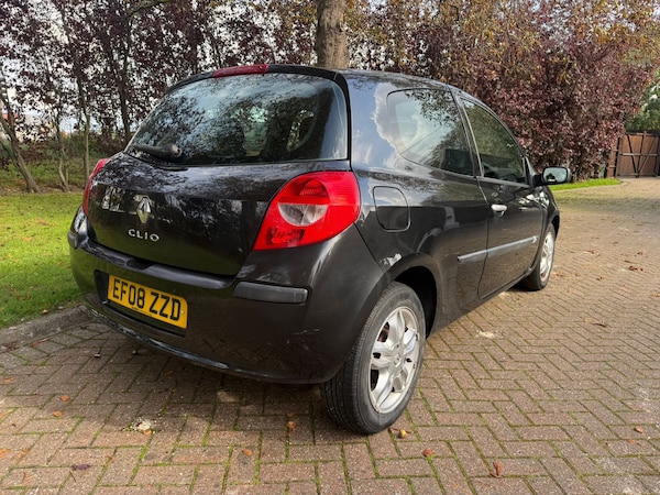 Used Renault Clio 2008 for sale - 76093836: Photo 4