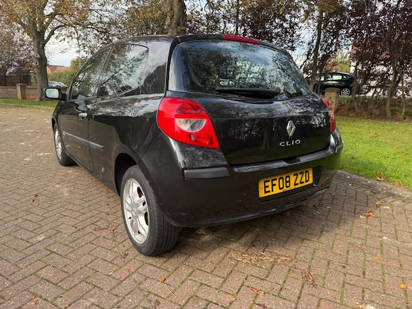 Used Renault Clio 2008 for sale - 76093836: Photo 7