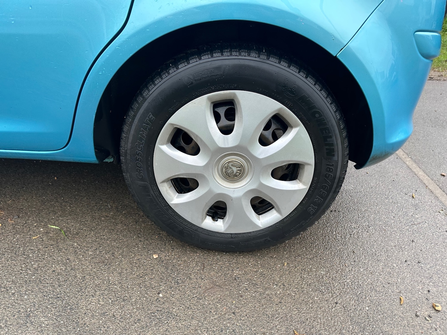 Used Vauxhall Corsa 2010 for sale - 77653049: Photo 3