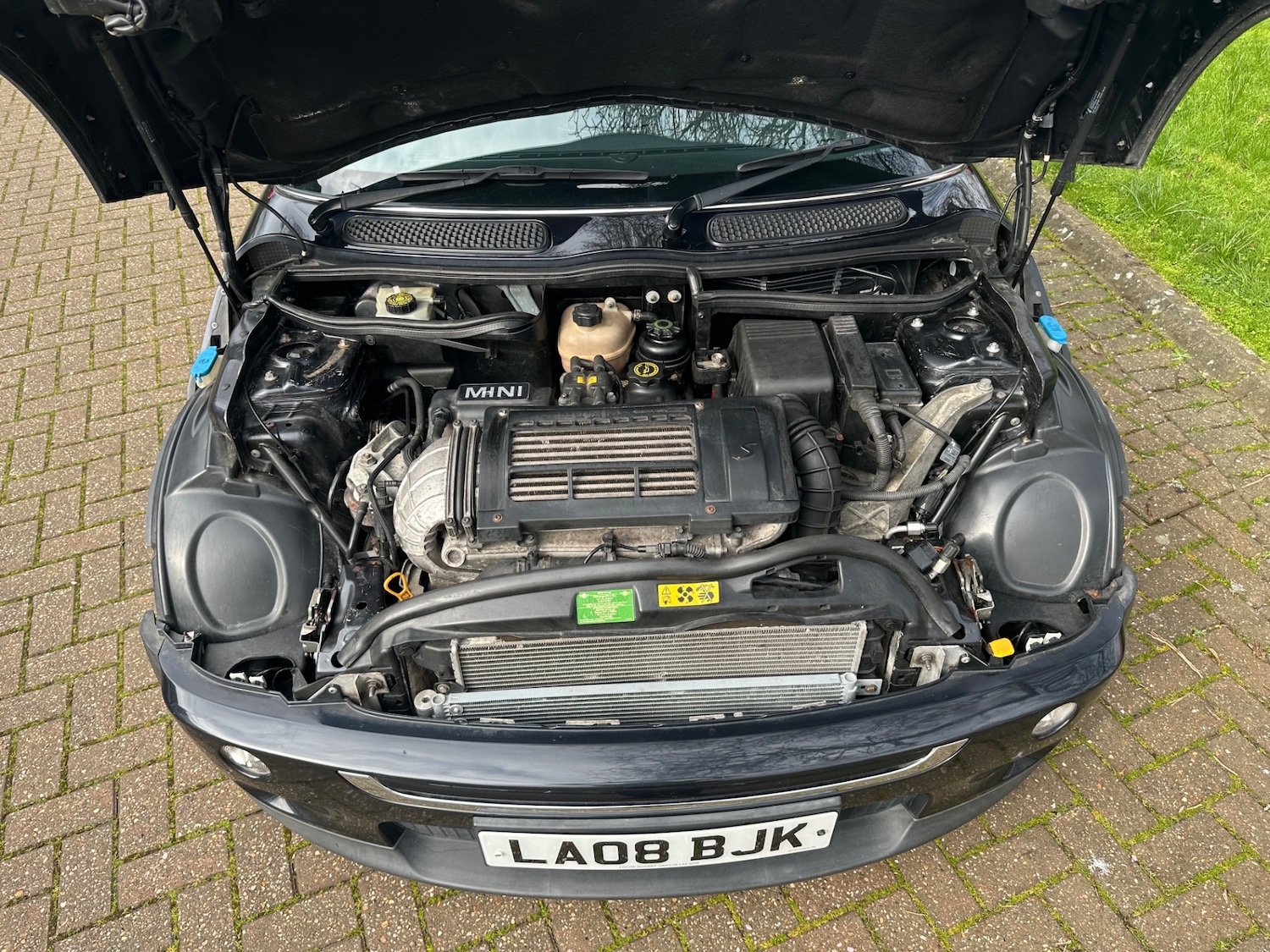 Used MINI Convertible 2008 for sale - 77423319: Photo 22