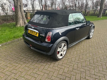 Used MINI Convertible 2008 for sale - 77423319: Photo